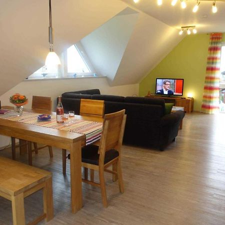Ferienwohnung Regenbogenhaus Hasselberg  외부 사진